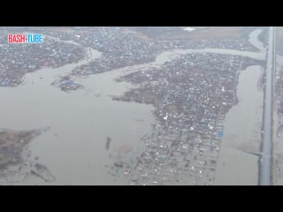 🇷🇺 Уровень воды в реке Тобол в Кургане достиг отметки опасного явления, составив 850 сантиметров