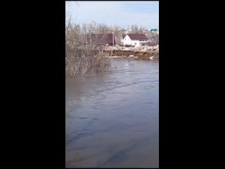 Подслушано Стерлитамак - Заезд Мариинка и Шиномонтаж, житель жалуется на подтопление!