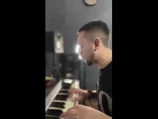 🎹🎤