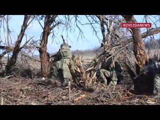 Если больше не сдаются  кидайте туда гранату: наши штурмовики взяли в плен украинских боевиков после взятия наблюдательного п