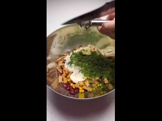 Мексиканский бюджетный салат за 5 минут