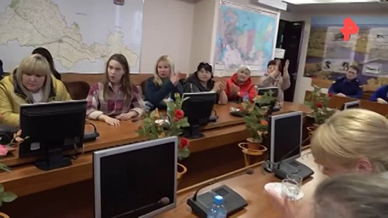 Губернатор Оренбургской области поспорил с жителями Орска в ходе встречи по ситуации с прорывом дамбы