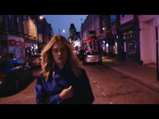 Florrie_-_Kissing_In_The_Cold__Official_Video_
