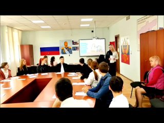 Выпускники Ивановской школы узнали о перспективах обучения и профессионального роста в Херсонской области