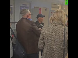 В  аэропорту Кишинева массово блокируют прибывших из Москвы с форума молдавской оппозиции “Победа“