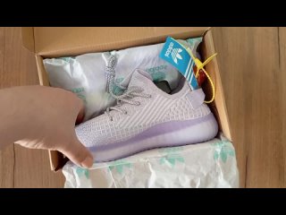 Кроссовки adidas Yeezy boost 350