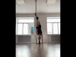 Pole dance