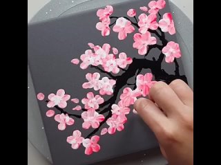 Как нарисовать ветку сакуры ватной палочкой