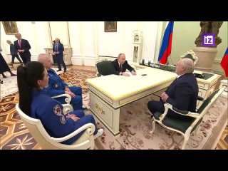 Разговор Путина с семьей Пяк
