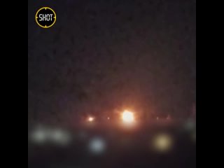 Взрыв и пожар произошли на рязанском НПЗ сегодня ночью. Перед этим очевидцы слышали звук мотора в небе