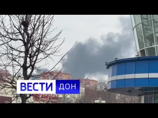 В ростовской Левенцовке загорелся строящийся многоэтажный дом. Черный дым видно из нескольких районов города и пригорода
