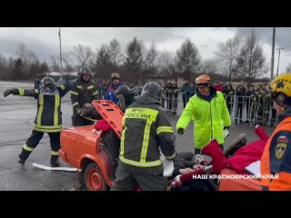 Красноярские пожарные стали лучшими на окружных соревнованиях