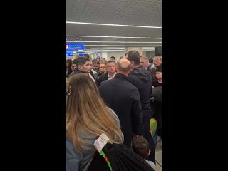 Вчера ночью в аэропорту Кишинева не впускали людей, вернувшихся из РФ после участия в съезде по формированию оппозиционного блок