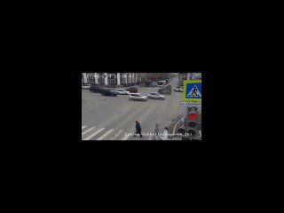 🚔Первый пошёл: водитель «Нивы» сбил на «зебре» подростка на самокате 

Авария случилась на пересечении улиц Ленина - Сахалинской