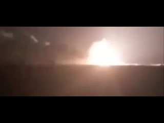 ️Украина нанесла удар по Джанкою. Украина в районе 4 часов утра нанесла ракетный удар по Джанкою на севере Крыма недалеко от гра