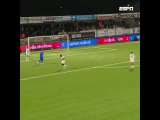 Роналд Куман мл. привозит гол в свои ворота