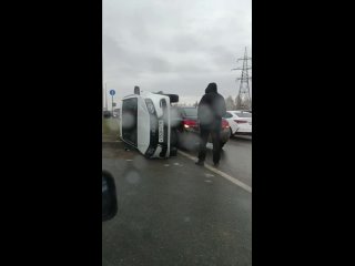 ДТП перевернулся на ровном месте