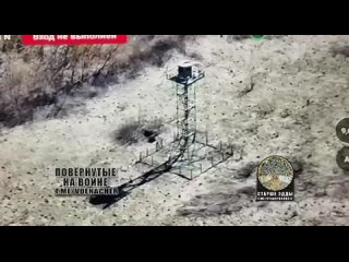 🇷🇺🇺🇦 The Ukie thought he was the smartest. I dug a hole under the border tower and installed a camera on the tower to monitor th
