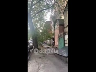 На ул. Гусева в Ростове горит здание