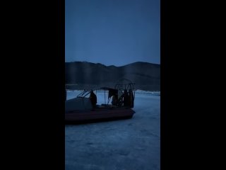 Военные и МЧС начали взрывать лед. Видео опубликовал глава Бурятии