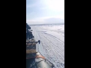 🎣🐟 Люди просили за деньги свозить туда и обратно.