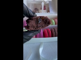 Видео от Крошки на ножке - десерты в наличии и на заказ