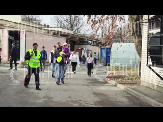 В Ленинградском зоопарке началась эвакуация людей