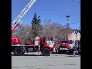 Виталий Хоценко в день 375-летия с момента образования пожарной охраны России вручил награды отличникам службы