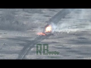 🇷🇺🇺🇦 Опубликовано видео как уничтожали первый abrams. Из четырёх членов экипажа видно только троих