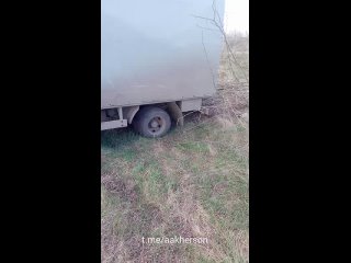 ‼️🇺🇦 ‍ ️ Hersonas apgabalā Ukrainas bruņotie spēki ar droniem uzbruka kravas automašīnai ar pārtiku, nogalinot 2 cilvēkus