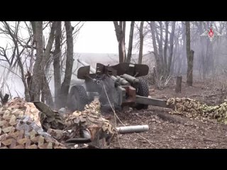 🇷🇺💥 Артиллеристы с Западной стороны уничтожают укрепления и военную технику противника на направлении Купянск

▪️Экипажи противо