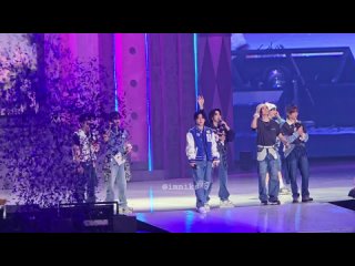 FANCAM 240330 Party`s Not Over + FAM FANMEETING SKZS MAGIC SCHOOL D-2