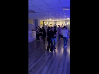Video oleh Бачата вечеринки в Великом Новгороде.