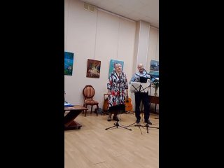 Песня о Севастополе , на стихи Елены Петровой, исполняют Геннадий Федосов  и Тамара Куликова