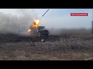 Расчет «Града» одним залпом уничтожил ангар с гаубицами М777 на Южно-Донецком направлении