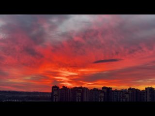 И закаты , если небо чистое (увы, теперь не так часто)! Но, небо нынче "рисуют" таким сюрреализмом... Глаза на лоб иной... - Нина Смирнова