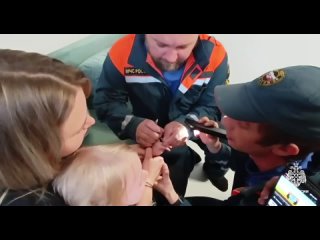Ставропольские спасатели помогли девочке снять кольцо с пальца