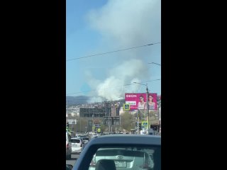 Тушение пожара, который виден из разных концов Улан-Удэ, продолжается