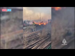 Сотрудники МЧС локализовали пожар в городе Вихоревка Иркутской области, сообщили в ведомстве
