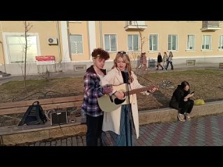 Уличные музыканты в Краснотурьинске