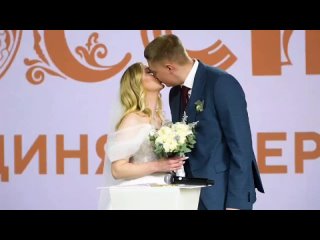 Свадьба на выставке “Россия“