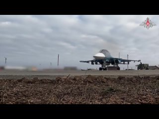 Уничтожение живой силы и командного пункта ВСУ экипажами Су-34 ВС РФ на Южно-Донецком направлении