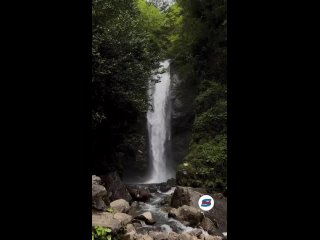 💧Водопад «Святой» , его высота достигает 35 метров, а потоки воды практически никогда не замерзают, в любое время года... (видео)