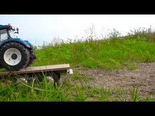 RC Car Stuck in the Mud and Damian called some Tractors to help