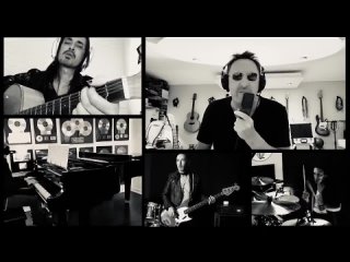 Julian Lennon  Nuno Bettencourt - Karma Police Radiohead Cover AXS TV At Home