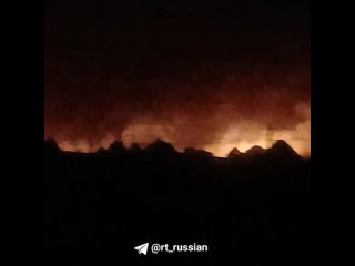 Уже 20 жилых домов и хозпостроек горит в Заиграевском районе Бурятии. МЧС наращивает силы для ликвидации пожаров, уточнили в вед