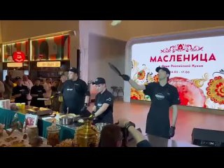 Повар из Алтайского края принял участие в турнире «МАСЛЕНИЦА-2024» на ВДНХ 🥞