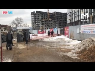 🇷🇺 Полицейская облава на мигрантов в столичном ЖК «Лучи», где рабочие устроили снежное побоище