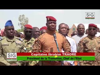 Burkina: el Presidente coloca la primera piedra del complejo industrial de las Fuerzas Armadas