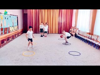 Школа мяча в Изумрудном городе